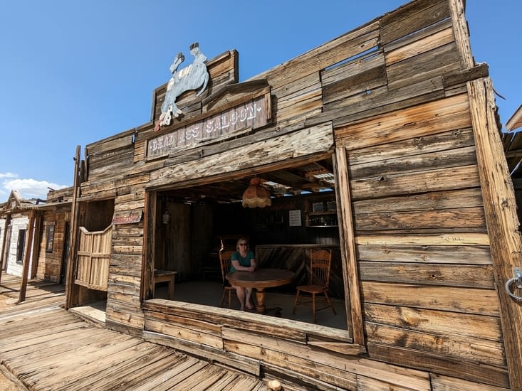 Pat attend le serveur 😂