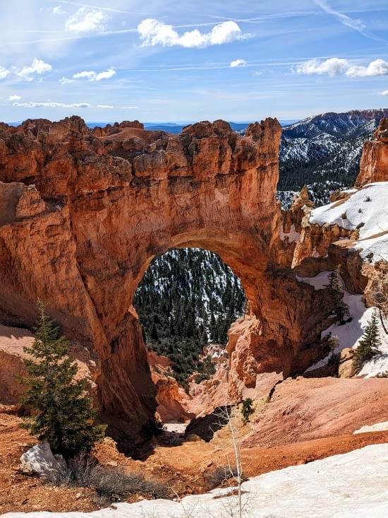 Natural Bridge, qui n'est pas un pont mais une arche !