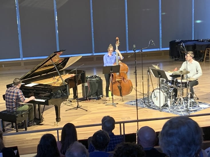 The band performing experimental jazz music