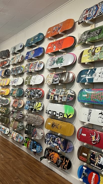 my brother would have loved this shop 😩