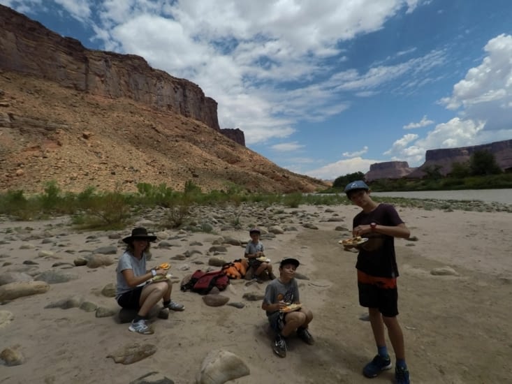 Déjeuner with a view