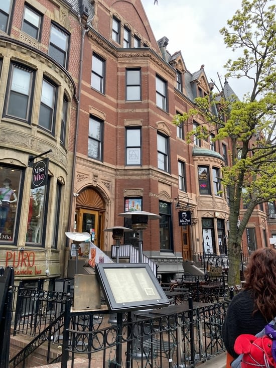 loving shopping street in Boston