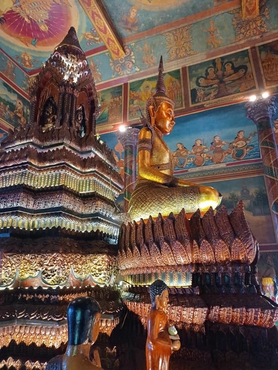Pagode, réunissant des temples Khmers, chinois et Vietnamiens
