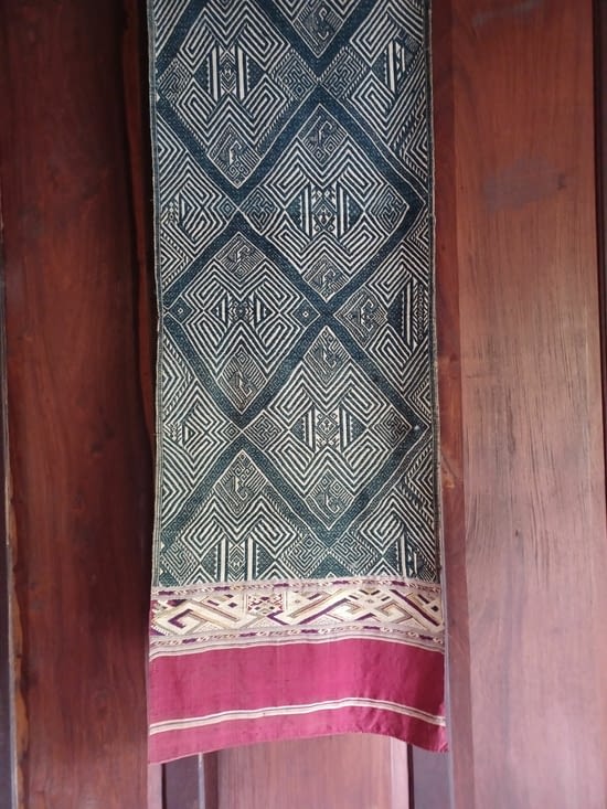De magnifiques textiles de soie, coton ou chanvre