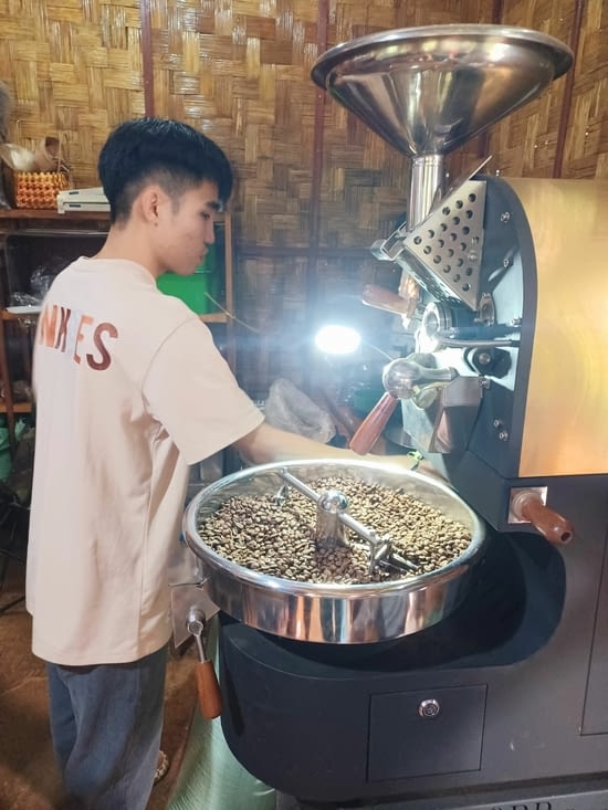 Visite d'une fabrique de café et thé