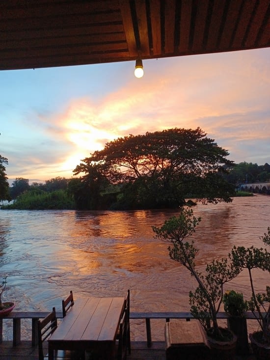Dernier couché de soleil au Laos, quel spectacle !