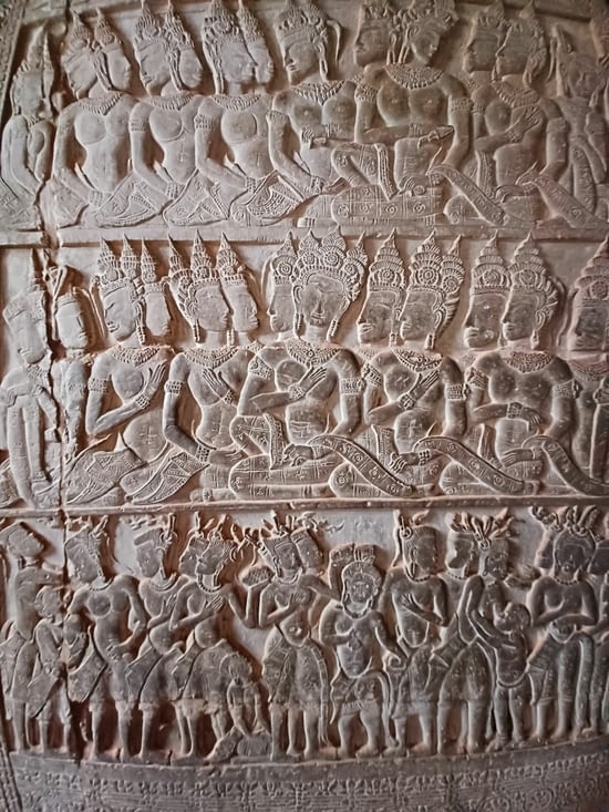 Représentation des danseuses d'Apsara, épouses et concubines du roi