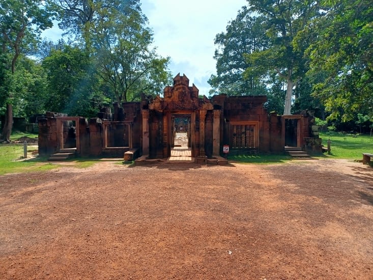 Visite du temple Bantaey Srey