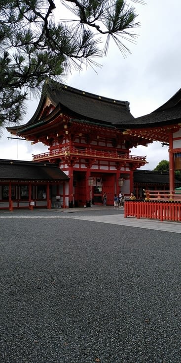 Sanctuaire de Fuchimi Inari Taisha
