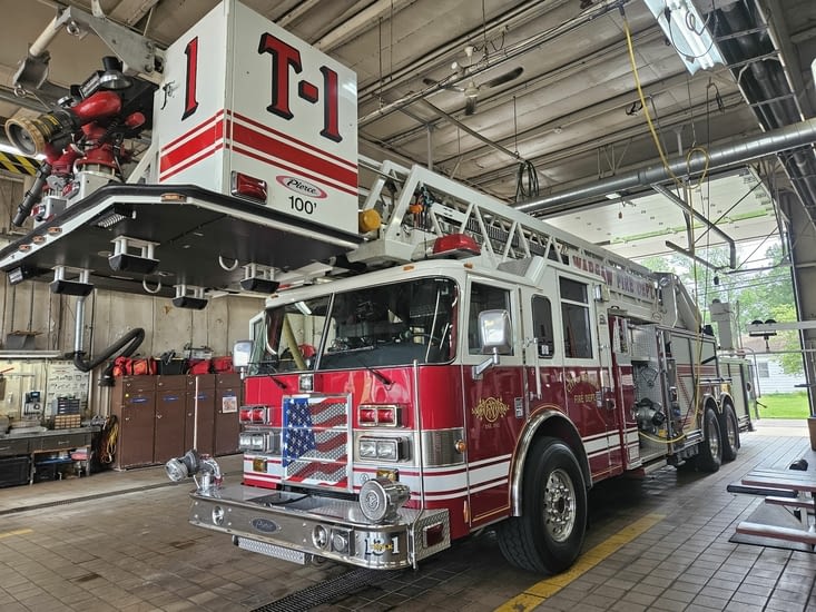 J'aime beaucoup ces camions de pompiers, ça devrait plaire à Nono😃