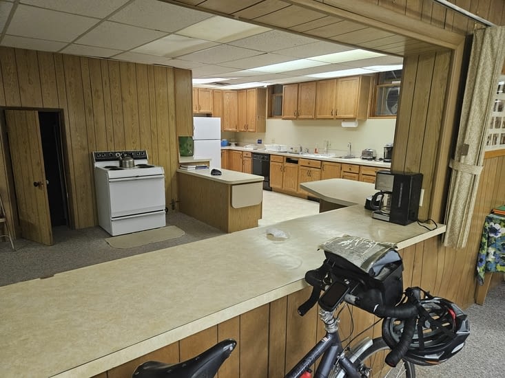 .Micro ondes- Frigo - Électricité- WiFi