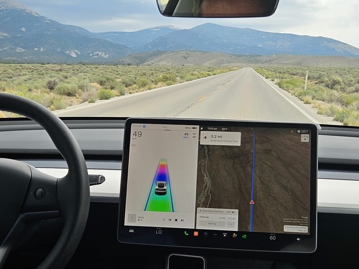 Tesla en mode tout automatique