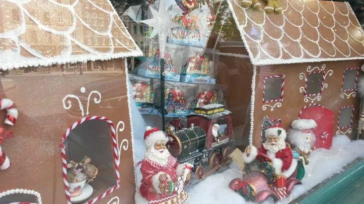 Une boutique de Noël : en plein mois de Juillet !