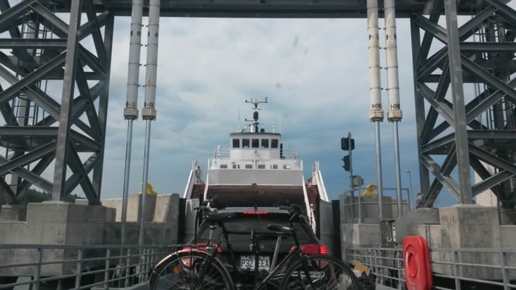 On embarque sur le traversier