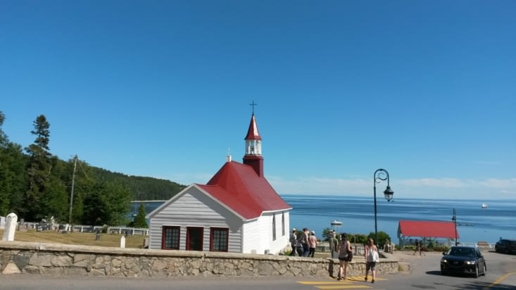En remontant la rue du Bord de l'eau