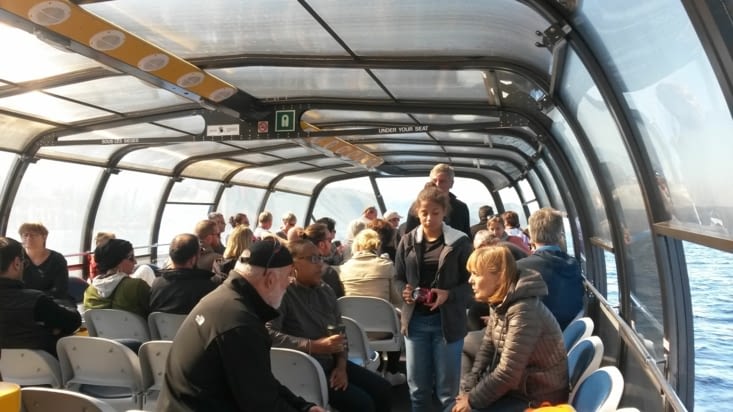 Le bateau peut accueillir 72 passagers