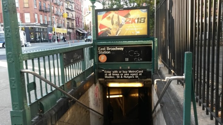 Bouche de métro new-yorkaise