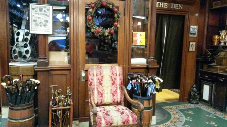 Le fauteuil de la reine Victoria chez Murchie's