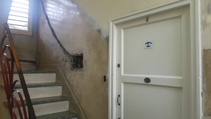 L'entrée du logement airbnb