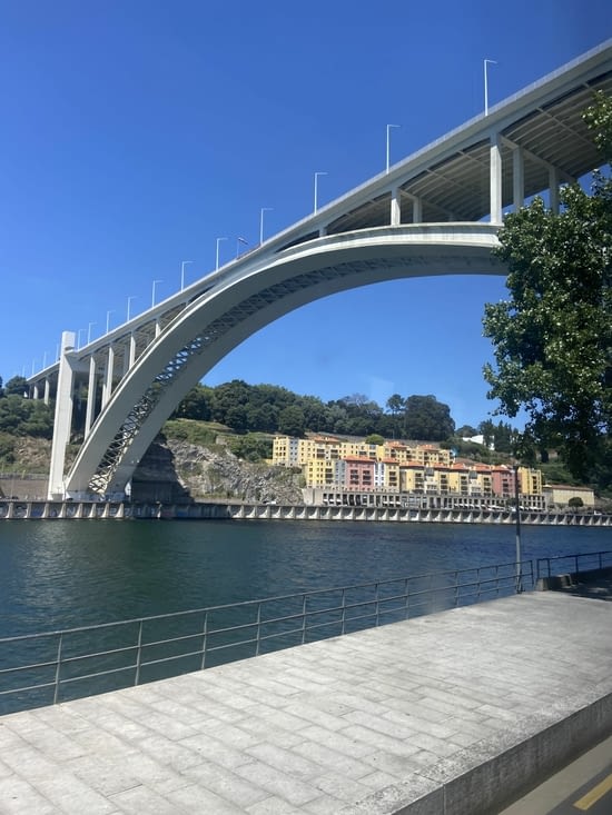 Porto - un des nombreux ponts