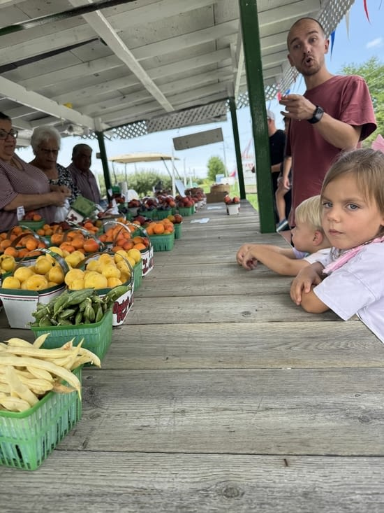 Petit stop pour acheter des fruits et legumes locaux