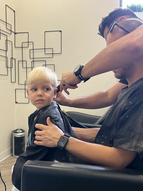 Jamais rassuré chez le coiffeur