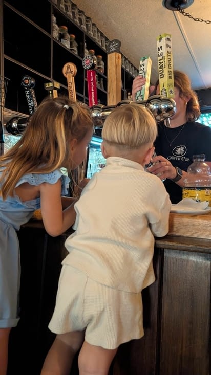 Soirée au pub pour l'arrivé d'Imtiaz !