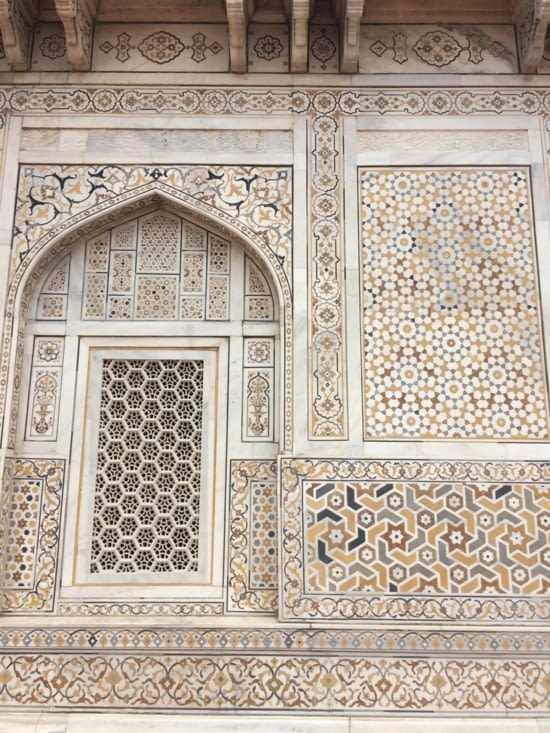 Mini Taj Mahal - incrustations calligraphiées