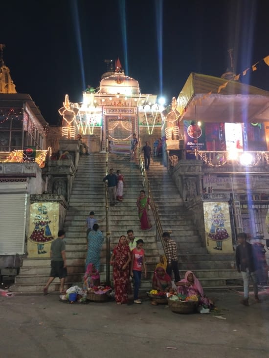 Udaipur - Décoration d'un temple - Fête nationale