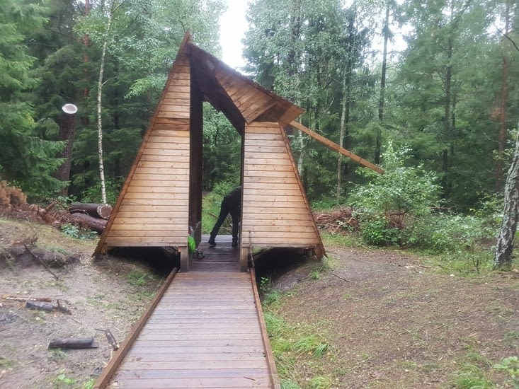 C'est marrant, ça a l'air ouvert aux 4 vents. Mais en fait juste à 2.