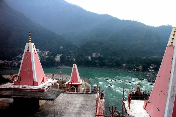 A Rishikesh, le Gange a une merveilleuse couleur turquoise