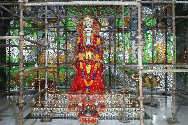 Sita dans son temple