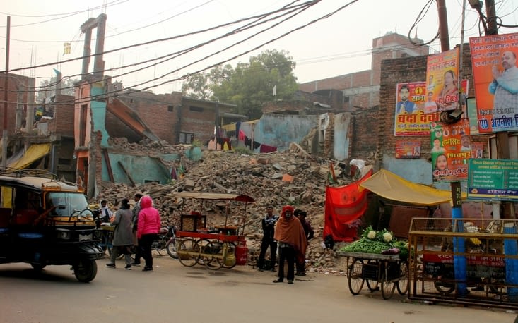 Un immeuble en cours de démolition