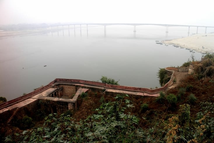 vue sur le Gange depuis le fort de Chunnar