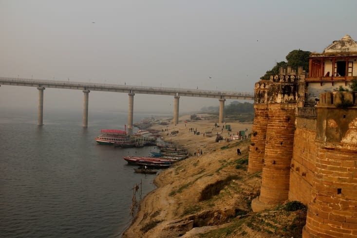 le fort offre une vue imprenable sur le Gange