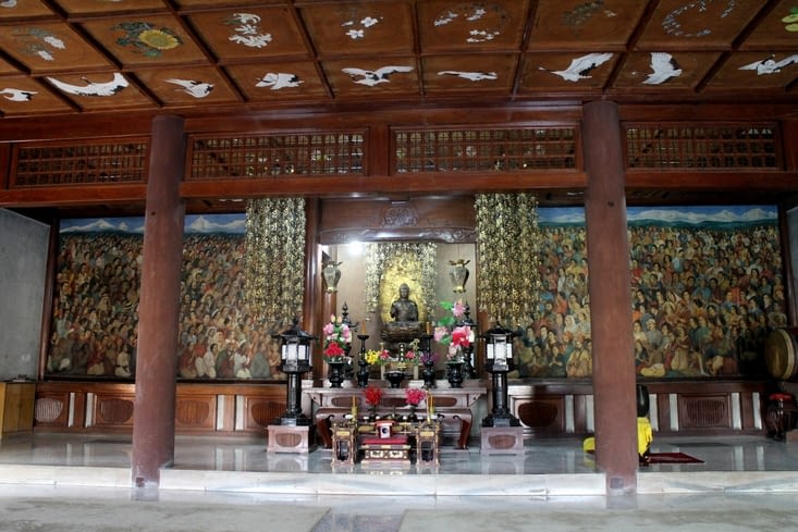 L'intérieur du temple japonais