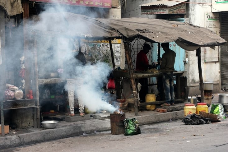 On brûle les ordures, bonjour la pollution !