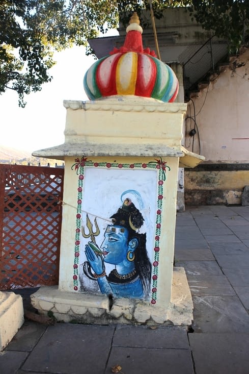 On ne perd pas une occasion de faire le portrait de Shiva