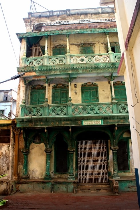 Une des belles maisons en bois de la vieille ville