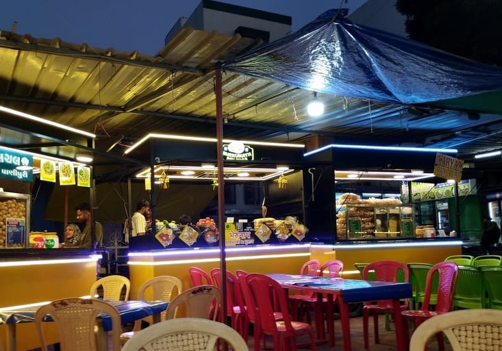 le marché de nuit où j'ai dîné