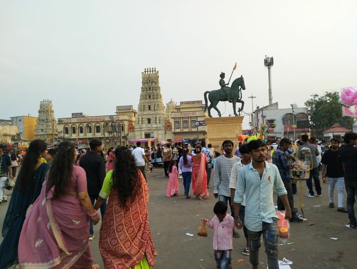 Près du temple de Somnath