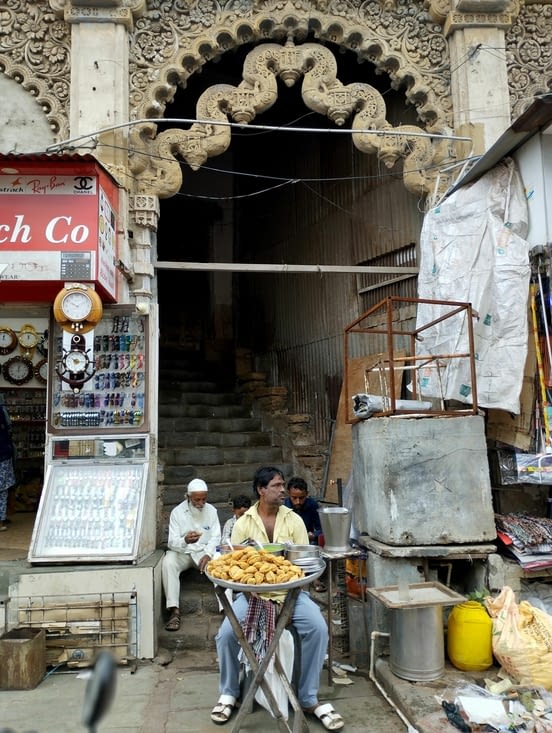 dans les rues de la vieille ville