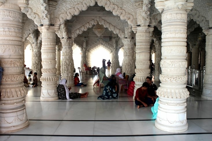 A l'intérieur du temple