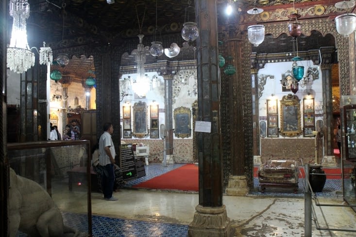 Une salle de l'Aina Mahal