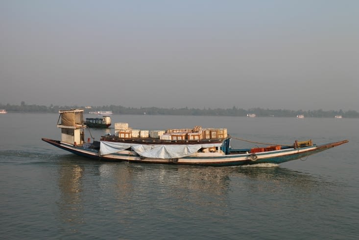 nous croisons un bateau