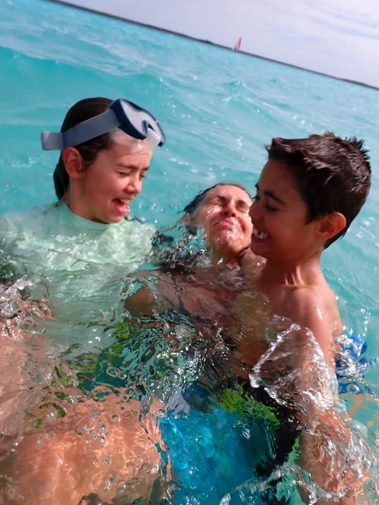 maintenant on se débarrasse de maman