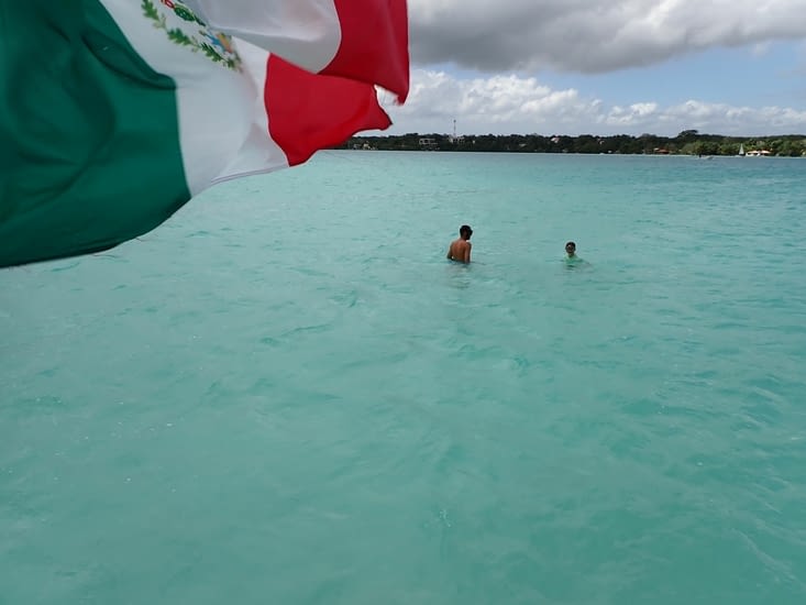 tout le monde a pieds