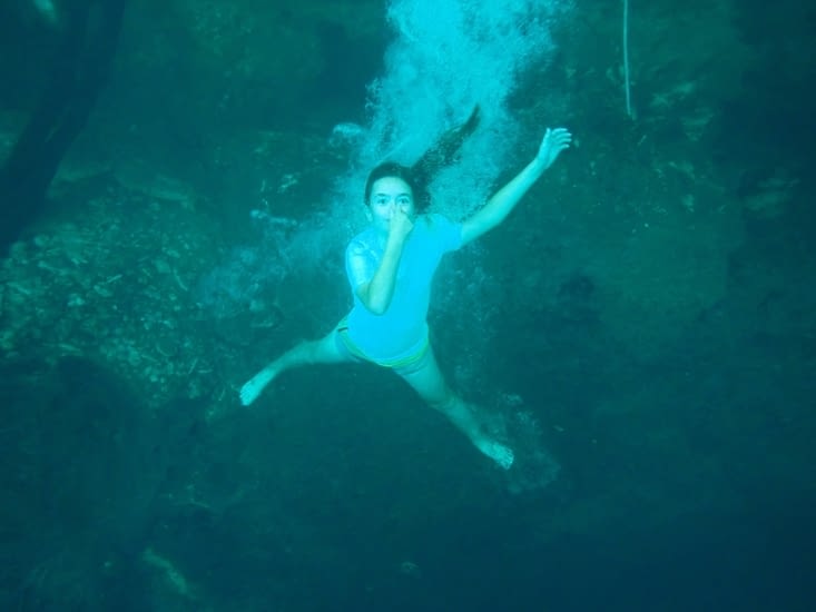 saut vue sous l'eau