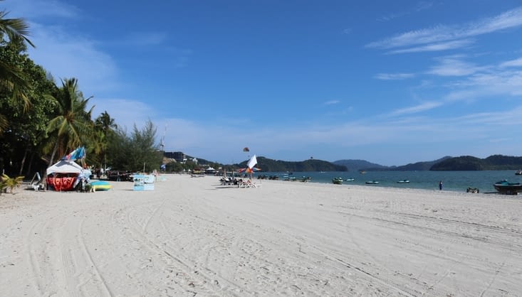 Plage de Pentai Cenang