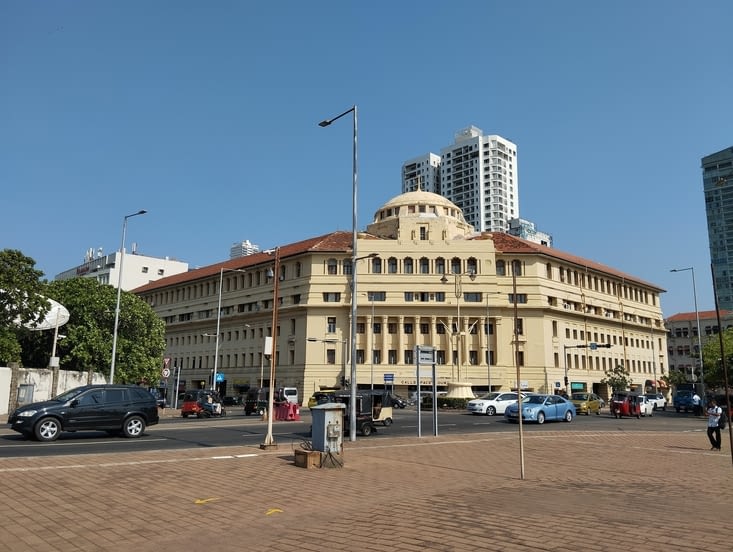Quartier de l'indépendance square